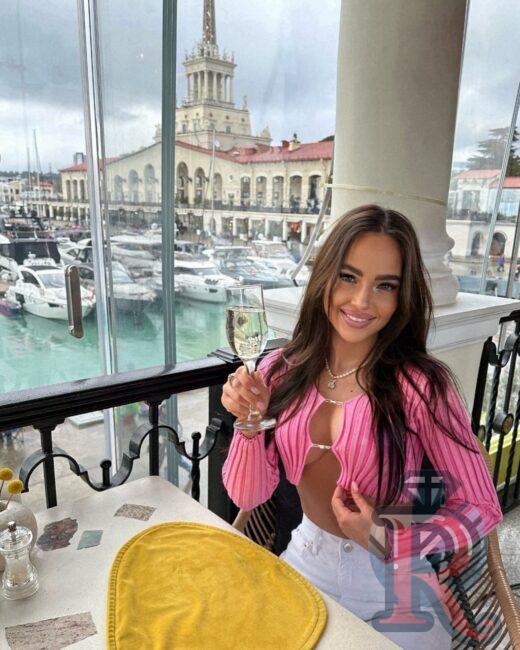 female escort moscow